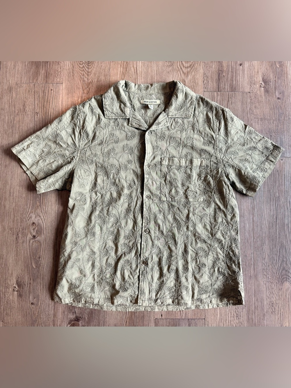 Men’s Large Urban Outfitters Green Embroidered Shirt Button-Up